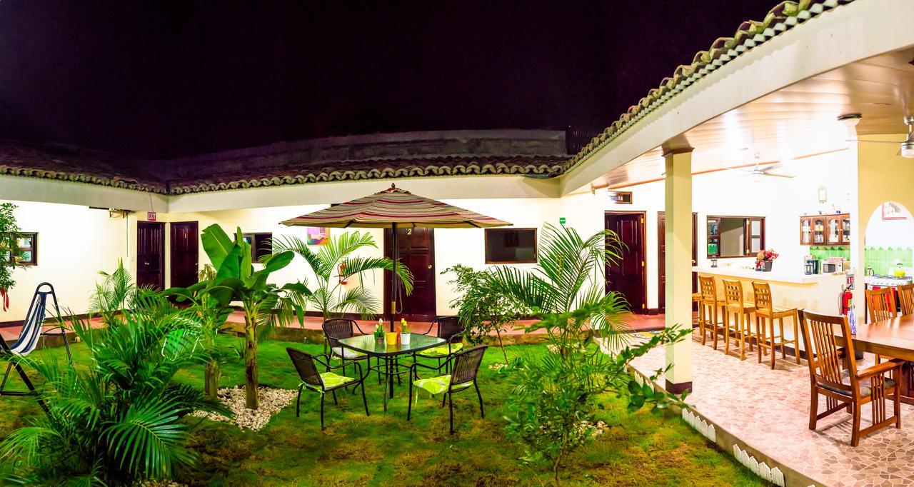 Casa Lula León Hostal Quarto foto